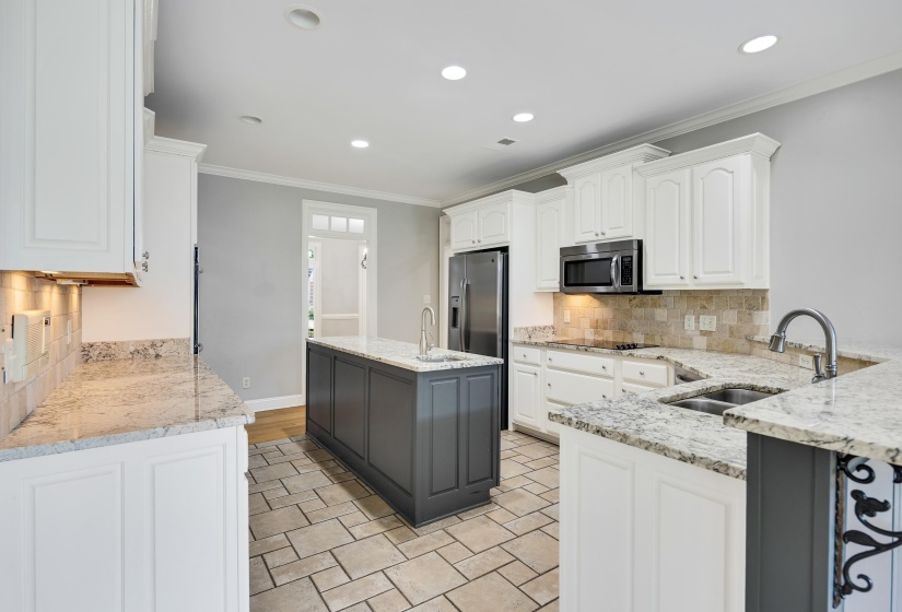 909 JULIANA CV, Collierville, Tennessee 38017, 4 Bedroom Bedrooms, 11 Room Rooms,4.1 BathroomBathrooms,Residential,For Sale,JULIANA,0,10228519