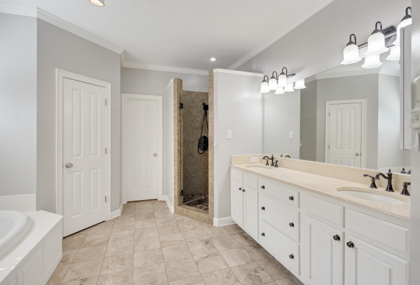 909 JULIANA CV, Collierville, Tennessee 38017, 4 Bedroom Bedrooms, 11 Room Rooms,4.1 BathroomBathrooms,Residential,For Sale,JULIANA,0,10228519