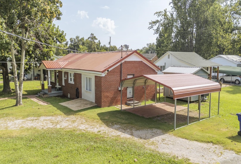 435 BELMONT ST, Savannah, Tennessee 38372-2893, 3 Bedroom Bedrooms, 7 Room Rooms,1 BathroomBathrooms,Residential,For Sale,BELMONT,0,10228525