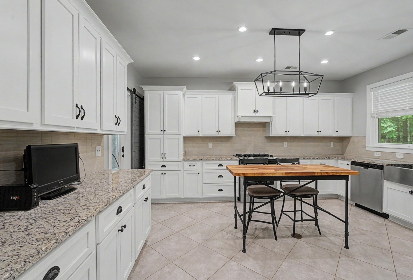 6648 LONG RD, Arlington, Tennessee 38002, 4 Bedroom Bedrooms, 7 Room Rooms,2 BathroomBathrooms,Residential,For Sale,LONG,0,10228527
