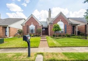 6883 WRIGLEY DR, Cordova, Tennessee 38018, 3 Bedroom Bedrooms, 7 Room Rooms,2 BathroomBathrooms,Residential,For Sale,WRIGLEY,0,10228537