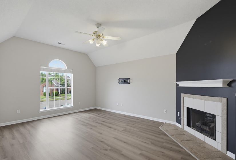 6883 WRIGLEY DR, Cordova, Tennessee 38018, 3 Bedroom Bedrooms, 7 Room Rooms,2 BathroomBathrooms,Residential,For Sale,WRIGLEY,0,10228537