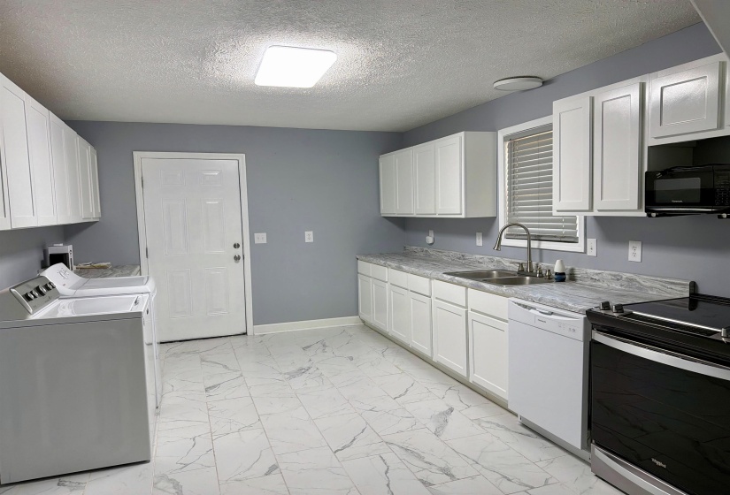 8022 45 HWY, Ramer, Tennessee 38367-5221, 2 Bedroom Bedrooms, 5 Room Rooms,1 BathroomBathrooms,Residential,For Sale,45,0,10228539