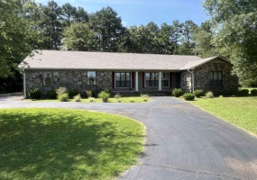 1250 CLIFFT RD, Bolivar, Tennessee 38008, 3 Bedroom Bedrooms, 7 Room Rooms,2.1 BathroomBathrooms,Residential,For Sale,CLIFFT,0,10228541