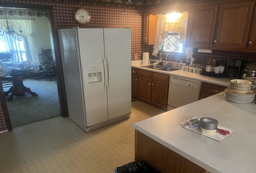 1250 CLIFFT RD, Bolivar, Tennessee 38008, 3 Bedroom Bedrooms, 7 Room Rooms,2.1 BathroomBathrooms,Residential,For Sale,CLIFFT,0,10228541