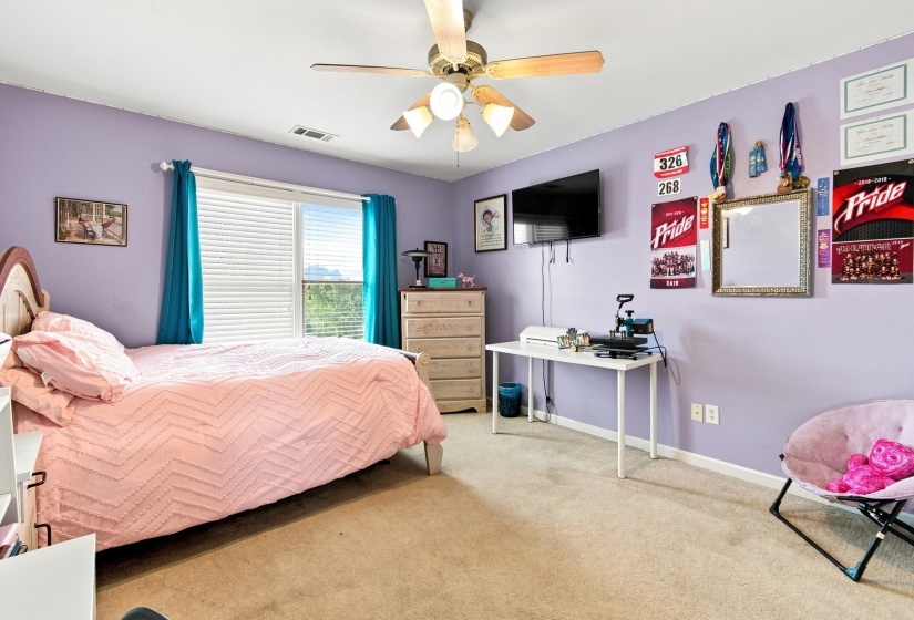 1704 BELLEDEER DR, Cordova, Tennessee 38016, 4 Bedroom Bedrooms, 8 Room Rooms,2.1 BathroomBathrooms,Residential,For Sale,BELLEDEER,0,10228548