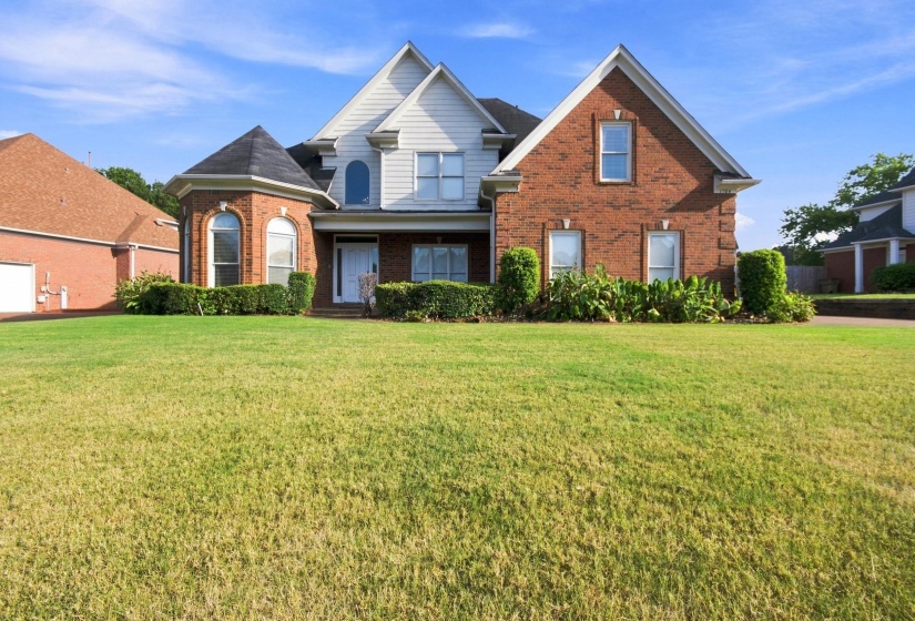 1704 BELLEDEER DR, Cordova, Tennessee 38016, 4 Bedroom Bedrooms, 8 Room Rooms,2.1 BathroomBathrooms,Residential,For Sale,BELLEDEER,0,10228548
