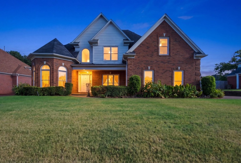 1704 BELLEDEER DR, Cordova, Tennessee 38016, 4 Bedroom Bedrooms, 8 Room Rooms,2.1 BathroomBathrooms,Residential,For Sale,BELLEDEER,0,10228548