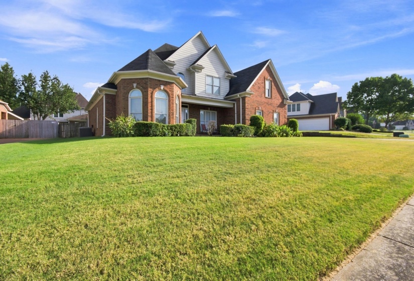 1704 BELLEDEER DR, Cordova, Tennessee 38016, 4 Bedroom Bedrooms, 8 Room Rooms,2.1 BathroomBathrooms,Residential,For Sale,BELLEDEER,0,10228548