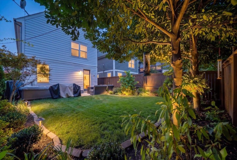 1076 BLYTHE ST, Memphis, Tennessee 38104, 3 Bedroom Bedrooms, 5 Room Rooms,2.1 BathroomBathrooms,Residential,For Sale,BLYTHE,0,10228550