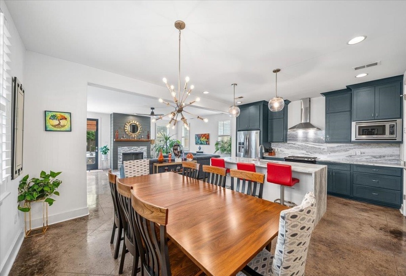 1076 BLYTHE ST, Memphis, Tennessee 38104, 3 Bedroom Bedrooms, 5 Room Rooms,2.1 BathroomBathrooms,Residential,For Sale,BLYTHE,0,10228550