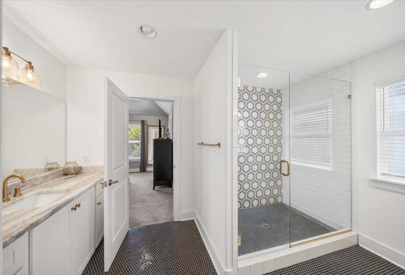 1076 BLYTHE ST, Memphis, Tennessee 38104, 3 Bedroom Bedrooms, 5 Room Rooms,2.1 BathroomBathrooms,Residential,For Sale,BLYTHE,0,10228550