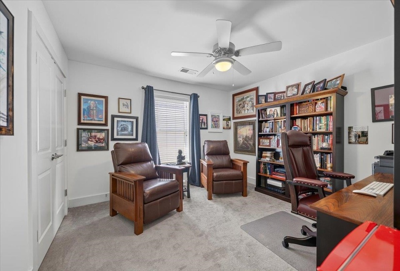 1076 BLYTHE ST, Memphis, Tennessee 38104, 3 Bedroom Bedrooms, 5 Room Rooms,2.1 BathroomBathrooms,Residential,For Sale,BLYTHE,0,10228550