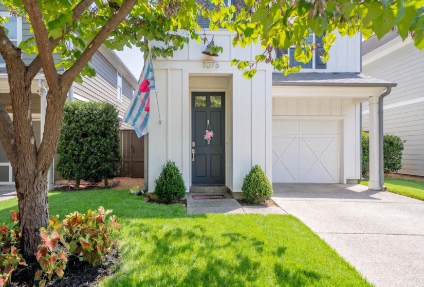 1076 BLYTHE ST, Memphis, Tennessee 38104, 3 Bedroom Bedrooms, 5 Room Rooms,2.1 BathroomBathrooms,Residential,For Sale,BLYTHE,0,10228550