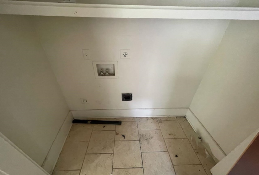 1762 NELSON AVE, Memphis, Tennessee 38114, 3 Bedroom Bedrooms, 7 Room Rooms,2 BathroomBathrooms,Residential,For Sale,NELSON,0,10228551