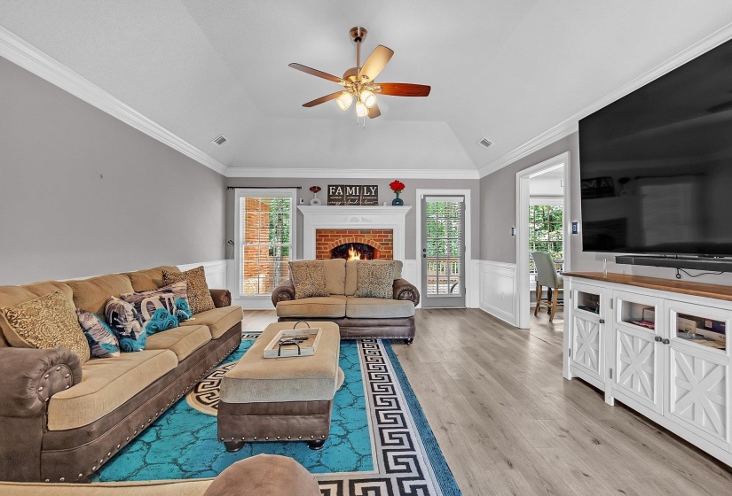 334 BROOK RIDGE DR, Memphis, Tennessee 38018, 5 Bedroom Bedrooms, 8 Room Rooms,3.1 BathroomBathrooms,Residential,For Sale,BROOK RIDGE,0,10228552