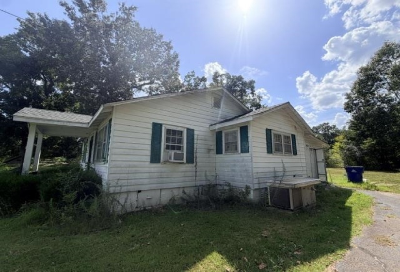 623 CRAVENS RD, Savannah, Tennessee 38372, 2 Bedroom Bedrooms, 6 Room Rooms,1 BathroomBathrooms,Residential,For Sale,CRAVENS,0,10228561