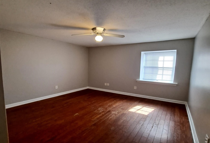 3243 THIRTEEN COLONY MALL, Memphis, Tennessee 38115, 3 Bedroom Bedrooms, 6 Room Rooms,2 BathroomBathrooms,Residential,For Sale,THIRTEEN COLONY,0,10228563