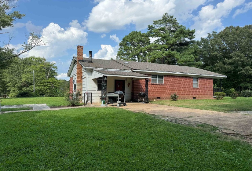 2966 HILLVILLE LOOP, Whiteville, Tennessee 38075-6462, 2 Bedroom Bedrooms, 6 Room Rooms,1 BathroomBathrooms,Residential,For Sale,HILLVILLE,0,10228566