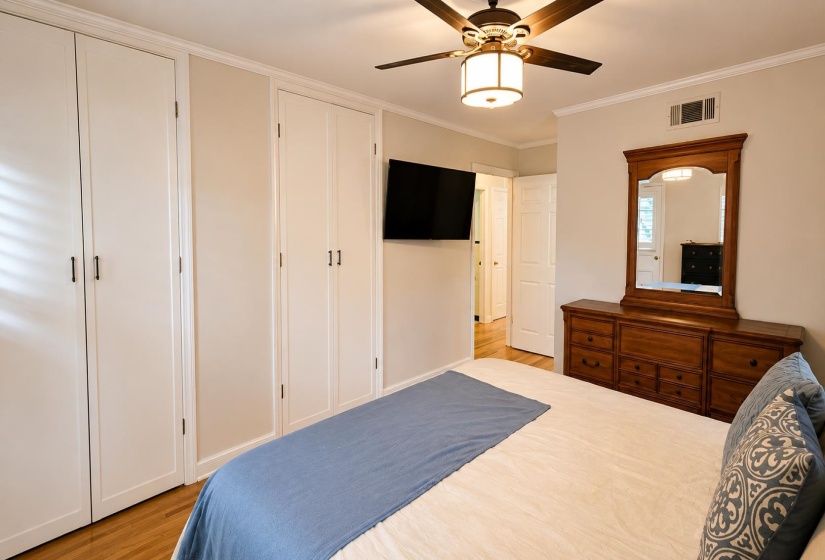 296 WHITE STATION RD, Memphis, Tennessee 38117, 3 Bedroom Bedrooms, 6 Room Rooms,2 BathroomBathrooms,Residential,For Sale,WHITE STATION,0,10228568