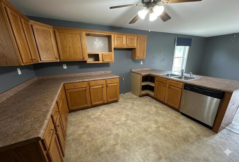 3794 LUCY RD, Millington, Tennessee 38053, 4 Bedroom Bedrooms, 6 Room Rooms,2 BathroomBathrooms,Residential,For Sale,LUCY,0,10228571