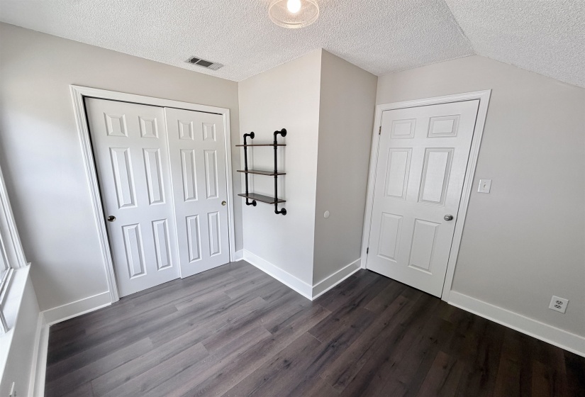 474 QUAIL CREST DR, Collierville, Tennessee 38017, 5 Bedroom Bedrooms, 10 Room Rooms,3 BathroomBathrooms,Residential,For Sale,QUAIL CREST,0,10228572