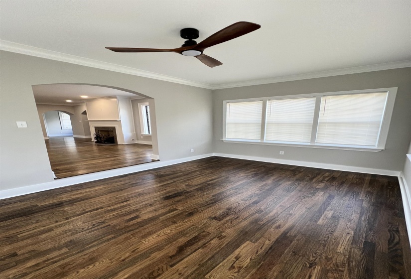 2115 HALLWOOD DR, Memphis, Tennessee 38107, 3 Bedroom Bedrooms, 9 Room Rooms,2 BathroomBathrooms,Residential,For Sale,HALLWOOD,0,10228576