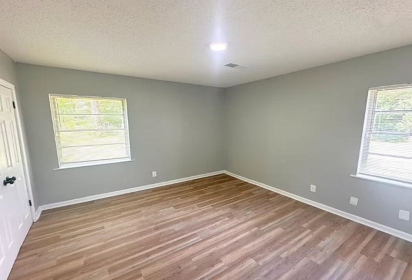 964 WINCHESTER RD, Memphis, Tennessee 38116, 4 Bedroom Bedrooms, 7 Room Rooms,2 BathroomBathrooms,Residential,For Sale,WINCHESTER,0,10228582