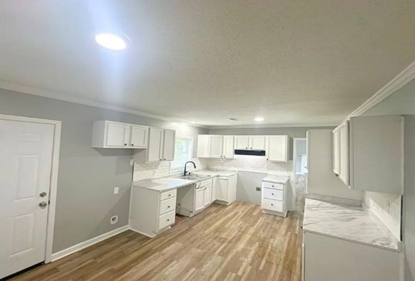 964 WINCHESTER RD, Memphis, Tennessee 38116, 4 Bedroom Bedrooms, 7 Room Rooms,2 BathroomBathrooms,Residential,For Sale,WINCHESTER,0,10228582