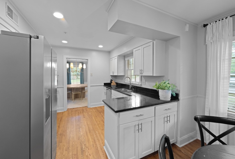 4611 SHADY GROVE RD, Memphis, Tennessee 38117, 3 Bedroom Bedrooms, 8 Room Rooms,2.1 BathroomBathrooms,Residential,For Sale,SHADY GROVE,0,10228513