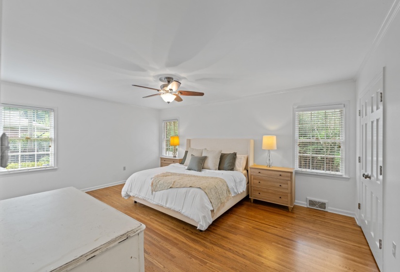 4611 SHADY GROVE RD, Memphis, Tennessee 38117, 3 Bedroom Bedrooms, 8 Room Rooms,2.1 BathroomBathrooms,Residential,For Sale,SHADY GROVE,0,10228513