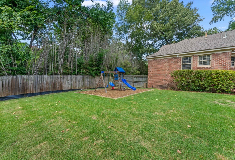 4611 SHADY GROVE RD, Memphis, Tennessee 38117, 3 Bedroom Bedrooms, 8 Room Rooms,2.1 BathroomBathrooms,Residential,For Sale,SHADY GROVE,0,10228513