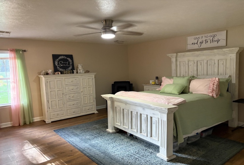90 FARMER TRL, Atoka, Tennessee 38004, 3 Bedroom Bedrooms, 5 Room Rooms,2 BathroomBathrooms,Residential,For Sale,FARMER,0,10228597