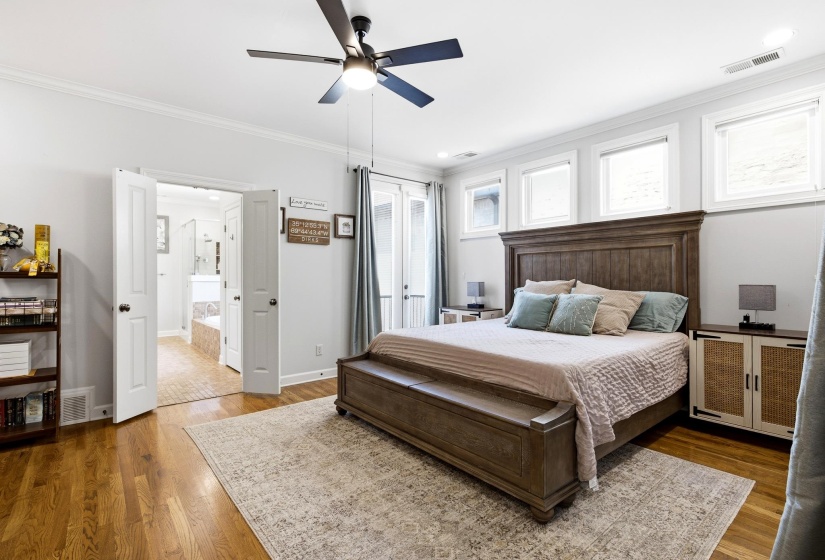 621 FRONT ST, Memphis, Tennessee 38103, 4 Bedroom Bedrooms, 7 Room Rooms,4 BathroomBathrooms,Residential,For Sale,FRONT,0,10228601