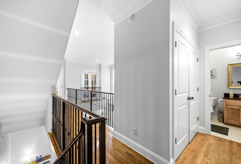 621 FRONT ST, Memphis, Tennessee 38103, 4 Bedroom Bedrooms, 7 Room Rooms,4 BathroomBathrooms,Residential,For Sale,FRONT,0,10228601