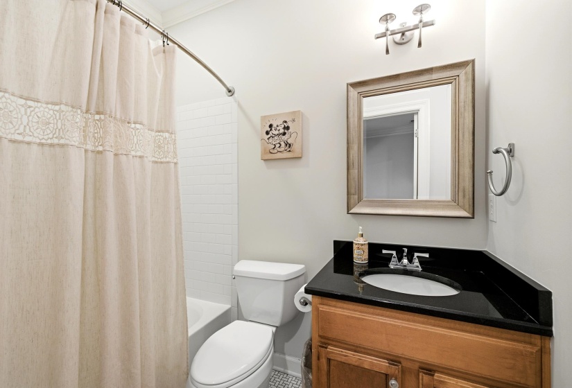 621 FRONT ST, Memphis, Tennessee 38103, 4 Bedroom Bedrooms, 7 Room Rooms,4 BathroomBathrooms,Residential,For Sale,FRONT,0,10228601