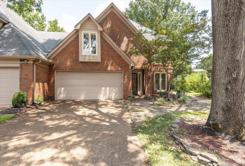 8472 DONEGAL CV, Germantown, Tennessee 38139, 3 Bedroom Bedrooms, 6 Room Rooms,2.1 BathroomBathrooms,Residential,For Sale,DONEGAL,0,10228603