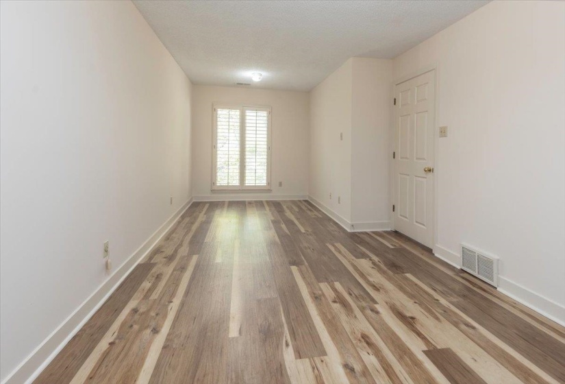 8472 DONEGAL CV, Germantown, Tennessee 38139, 3 Bedroom Bedrooms, 6 Room Rooms,2.1 BathroomBathrooms,Residential,For Sale,DONEGAL,0,10228603