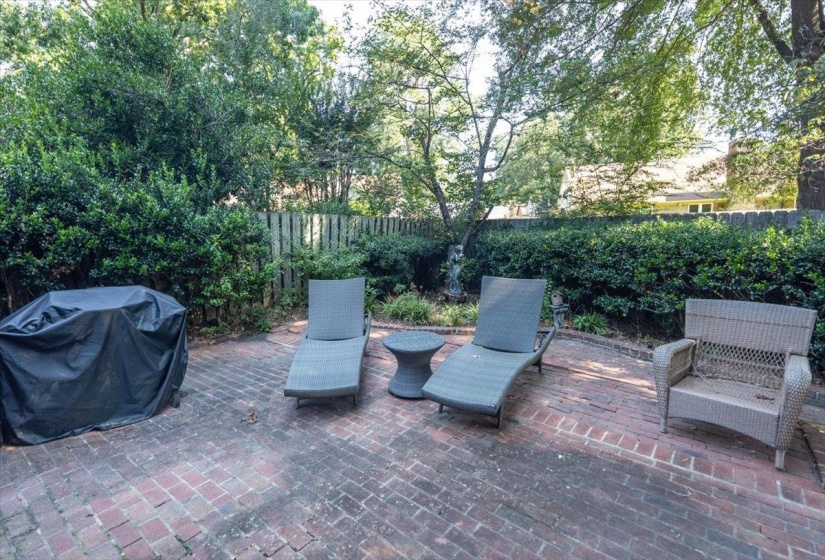 8472 DONEGAL CV, Germantown, Tennessee 38139, 3 Bedroom Bedrooms, 6 Room Rooms,2.1 BathroomBathrooms,Residential,For Sale,DONEGAL,0,10228603
