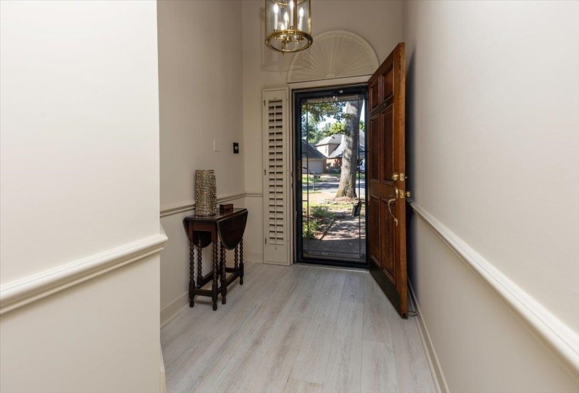 8472 DONEGAL CV, Germantown, Tennessee 38139, 3 Bedroom Bedrooms, 6 Room Rooms,2.1 BathroomBathrooms,Residential,For Sale,DONEGAL,0,10228603