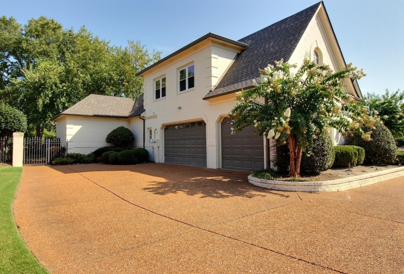 10228 SHREWSBURY RUN, Collierville, Tennessee 38017, 5 Bedroom Bedrooms, 11 Room Rooms,4.1 BathroomBathrooms,Residential,For Sale,SHREWSBURY,0,10228604