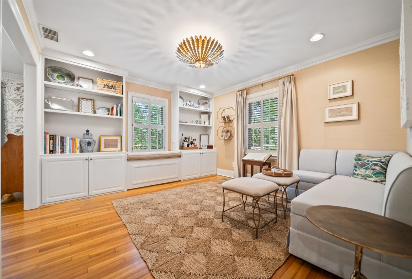 98 GROVE PARK ST, Memphis, Tennessee 38117, 5 Bedroom Bedrooms, 9 Room Rooms,3 BathroomBathrooms,Residential,For Sale,GROVE PARK,0,10228605
