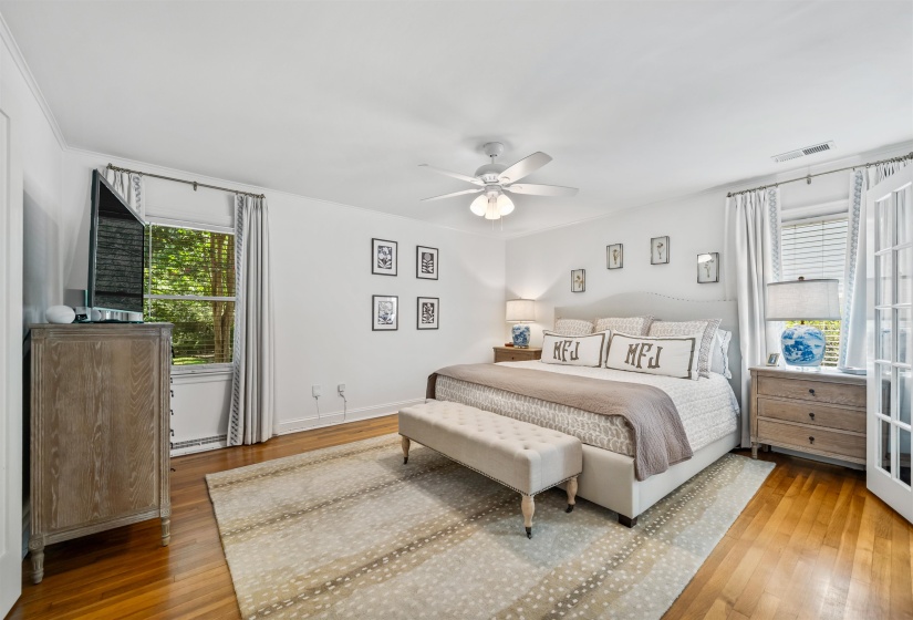 98 GROVE PARK ST, Memphis, Tennessee 38117, 5 Bedroom Bedrooms, 9 Room Rooms,3 BathroomBathrooms,Residential,For Sale,GROVE PARK,0,10228605