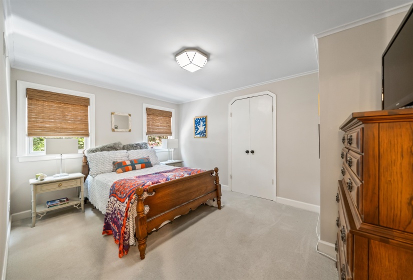 98 GROVE PARK ST, Memphis, Tennessee 38117, 5 Bedroom Bedrooms, 9 Room Rooms,3 BathroomBathrooms,Residential,For Sale,GROVE PARK,0,10228605