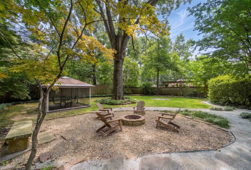 98 GROVE PARK ST, Memphis, Tennessee 38117, 5 Bedroom Bedrooms, 9 Room Rooms,3 BathroomBathrooms,Residential,For Sale,GROVE PARK,0,10228605
