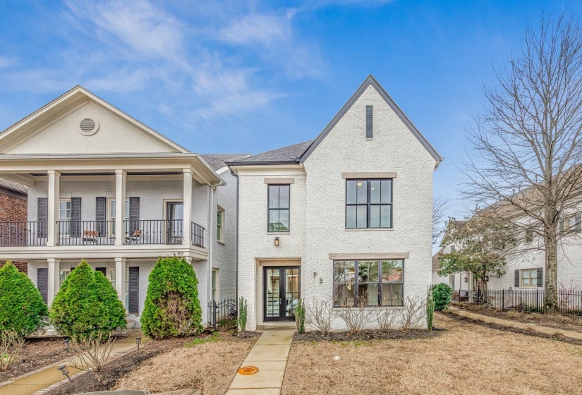 93 TOULOUSE DR, Memphis, Tennessee 38103, 4 Bedroom Bedrooms, 1 Room Rooms,4.1 BathroomBathrooms,Residential,For Sale,TOULOUSE,0,10228606