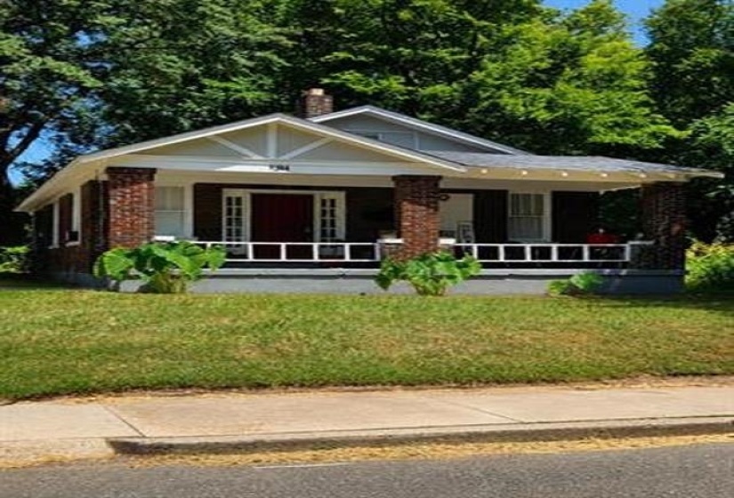 1184 SAXON AVE, Memphis, Tennessee 38106, 2 Bedroom Bedrooms, 5 Room Rooms,1 BathroomBathrooms,Residential,For Sale,SAXON,0,10228607