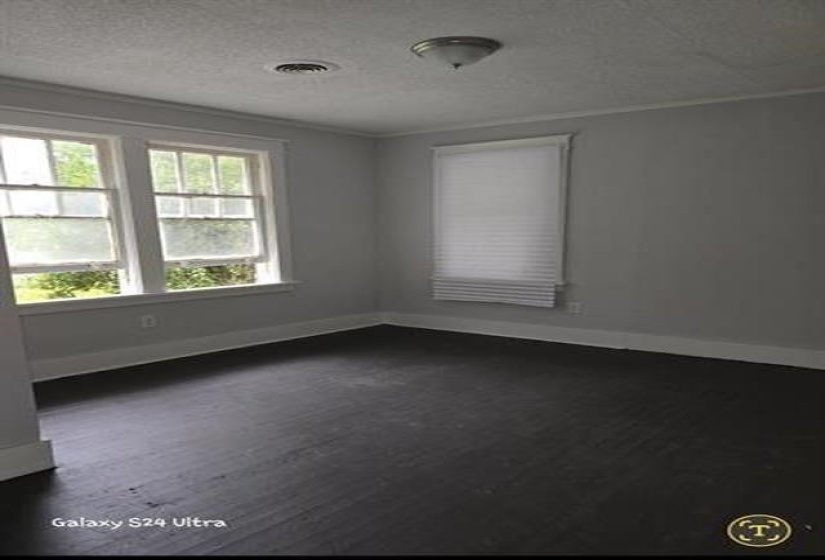 1184 SAXON AVE, Memphis, Tennessee 38106, 2 Bedroom Bedrooms, 5 Room Rooms,1 BathroomBathrooms,Residential,For Sale,SAXON,0,10228607
