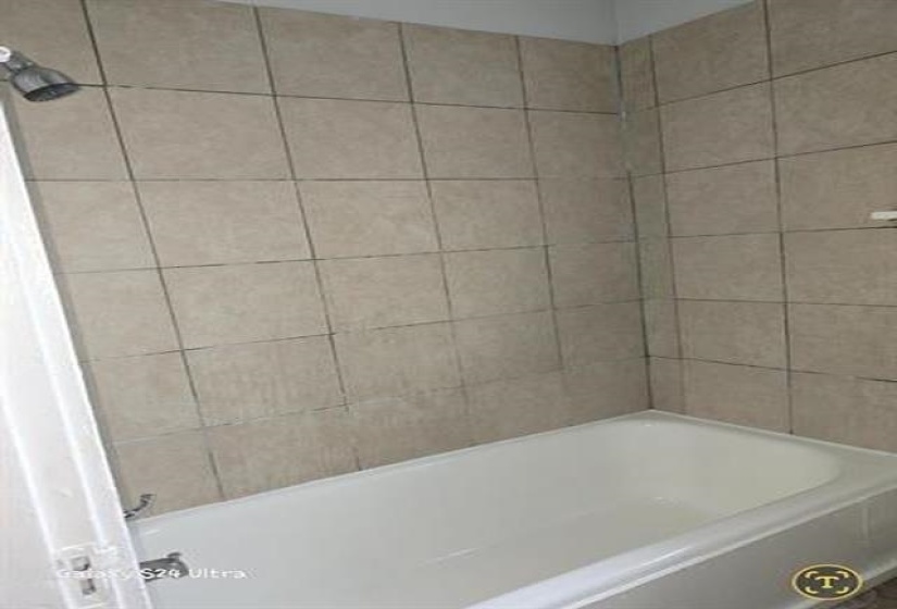 1184 SAXON AVE, Memphis, Tennessee 38106, 2 Bedroom Bedrooms, 5 Room Rooms,1 BathroomBathrooms,Residential,For Sale,SAXON,0,10228607