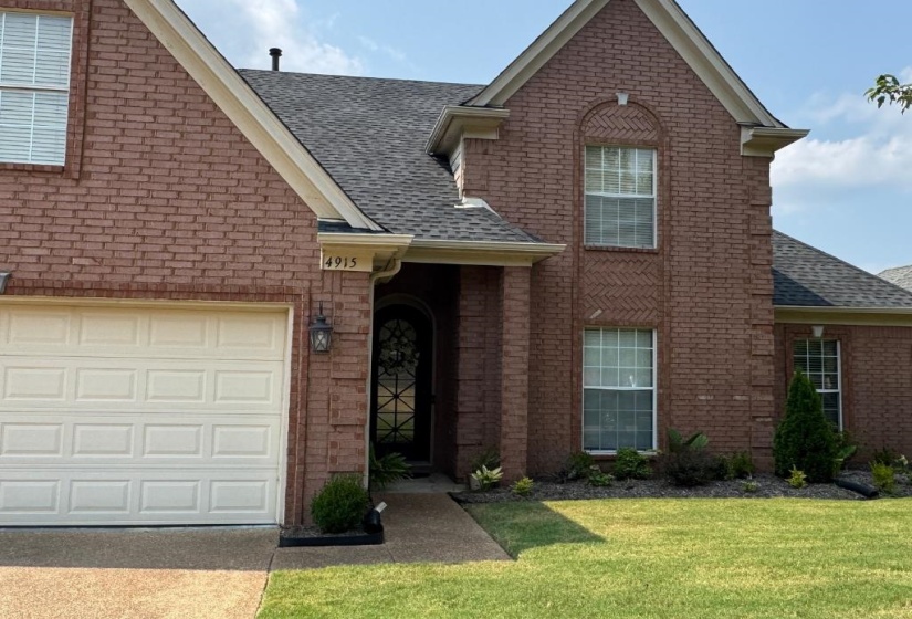 4915 WHITFALL CV, Memphis, Tennessee 38125, 4 Bedroom Bedrooms, 8 Room Rooms,3 BathroomBathrooms,Residential,For Sale,WHITFALL,0,10228608